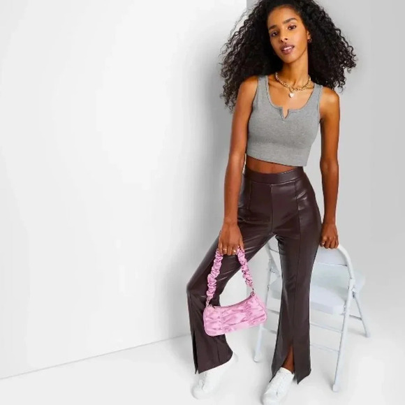 Ultra Flirt Tops - Ultra Flirt Juniors' Notched Hacci Tank Top Heather Grey, Brand New with tags⭐️